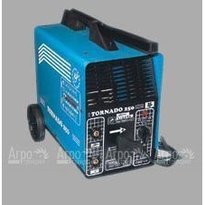 Сварочный трансформатор Tornado 250 с акс. в Ставрополе