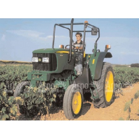 Многофункциональный минитрактор John Deere 5515 в Ставрополе