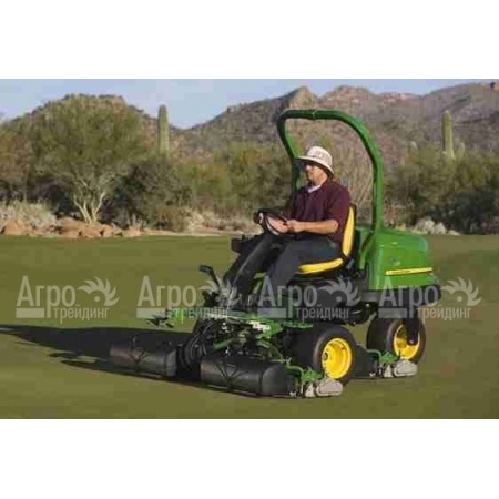 Косилка для грина John Deer 2500 B gas в Ставрополе